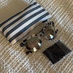 JCrew women’s tortoise sunglasses, new in case